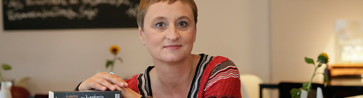 Text and Translation &ndash; Sabine Klewe